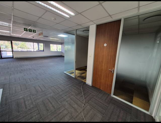 632M² OFFICE TO LET IN WOODMEAD